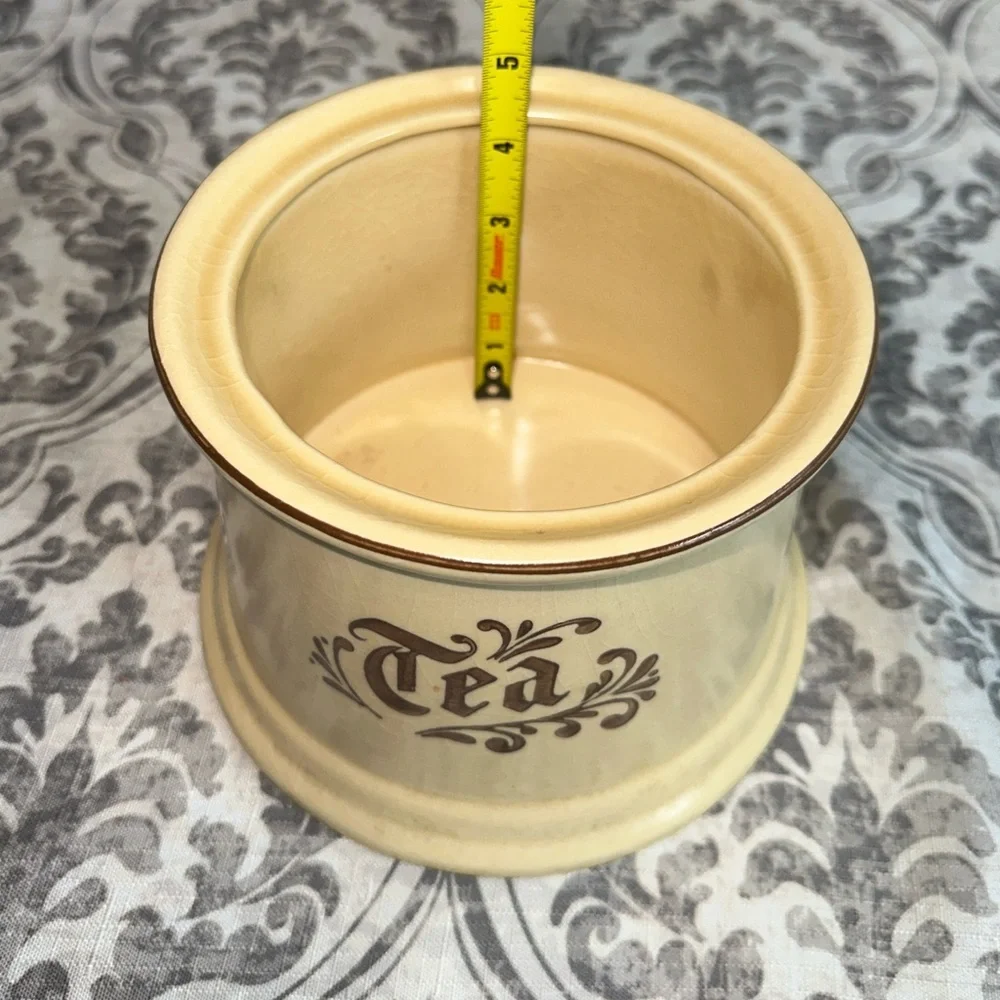 Vintage & Discontinued Pfaltzgraff Village Tea Canister - Picture 6 of 9